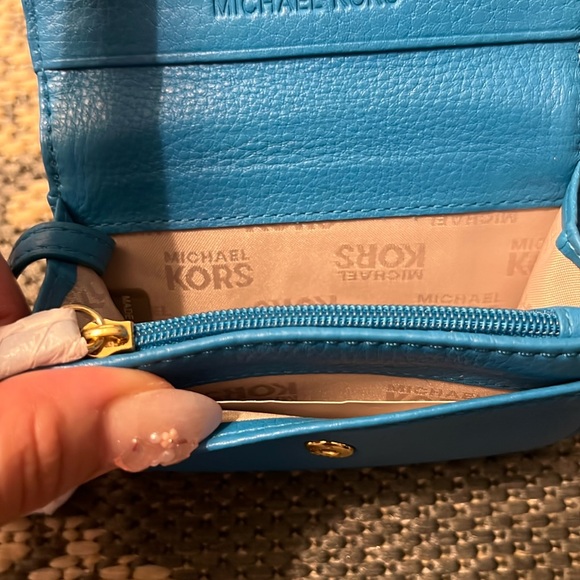 Brand New Michael Kors Jet Set Flap Coinpurse - Picture 8 of 11